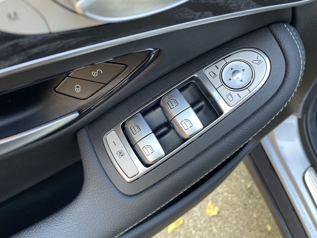 2022 Mercedes-Benz GLC300