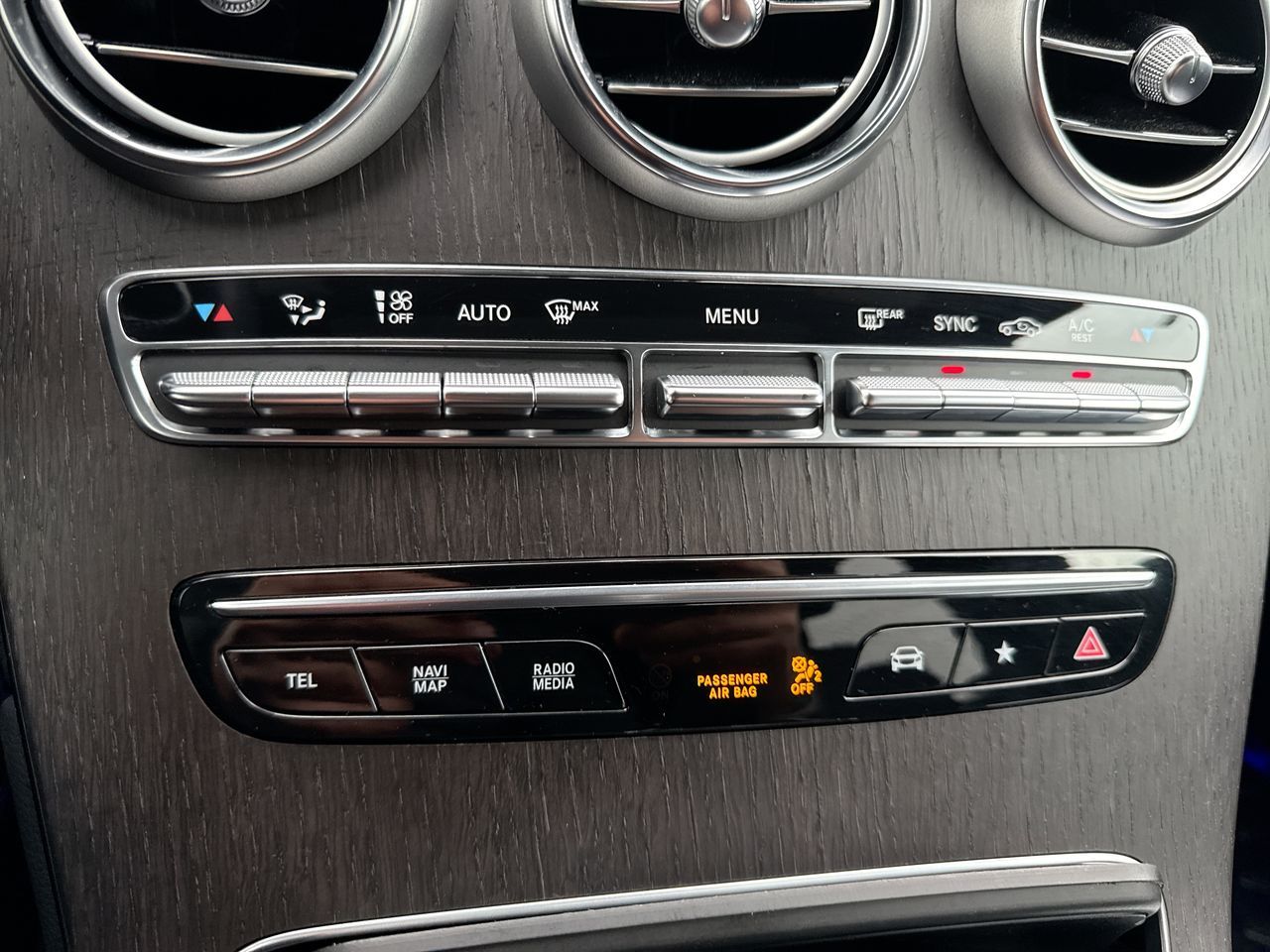 2022 Mercedes-Benz GLC300 in North Vancouver, British Columbia