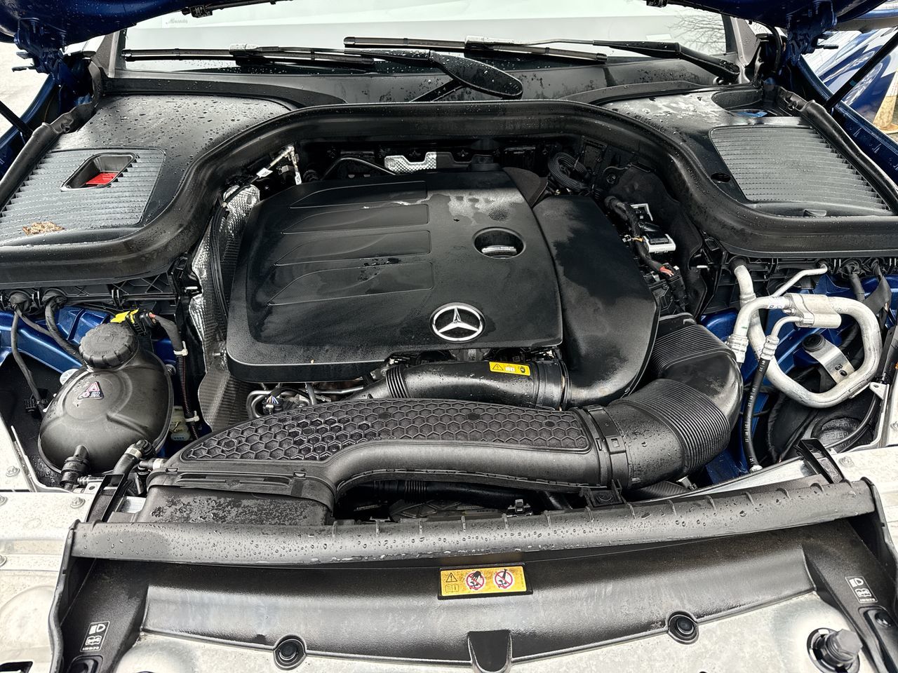 2022 Mercedes-Benz GLC300 in North Vancouver, British Columbia