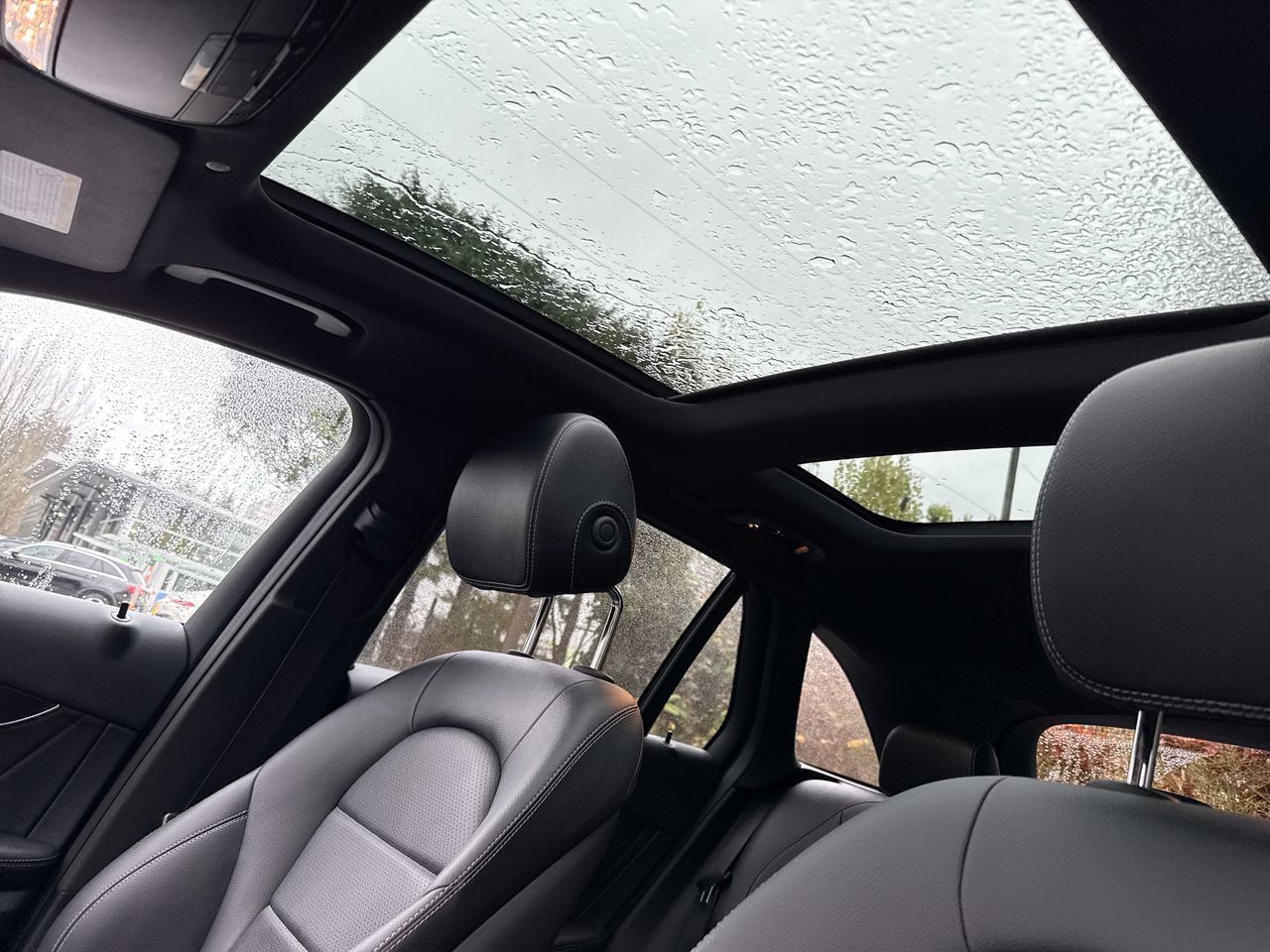 Mercedes-Benz GLC300  2022 à North Vancouver, Colombie-Britannique