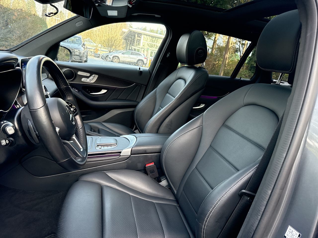 2022 Mercedes-Benz GLC300