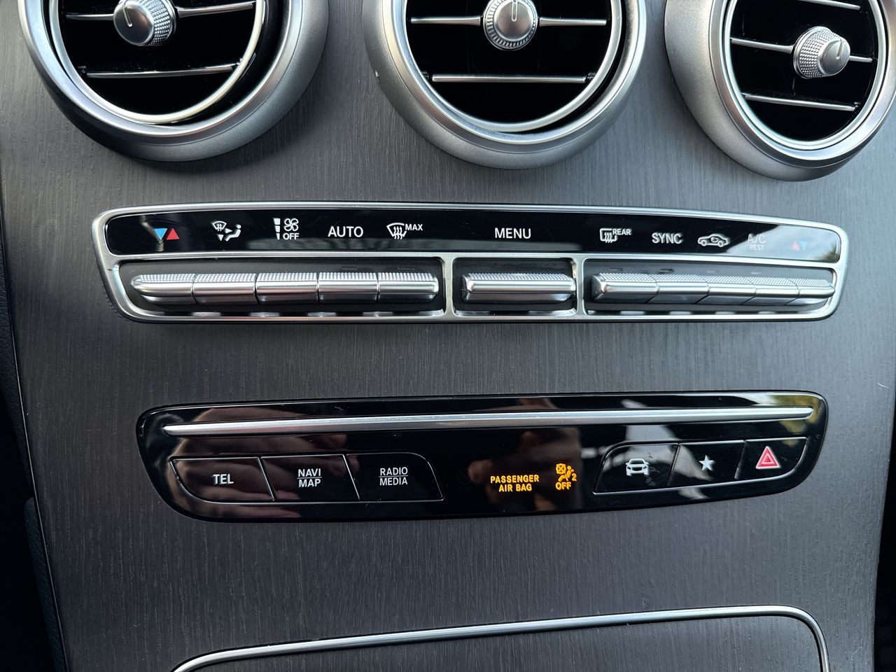 2022 Mercedes-Benz GLC300