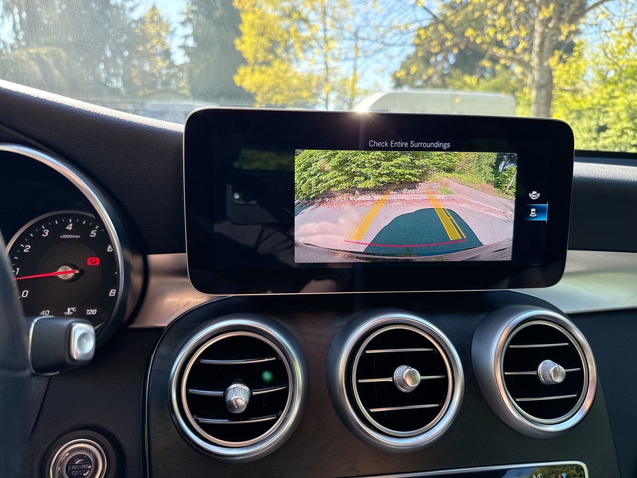 2022  GLC300