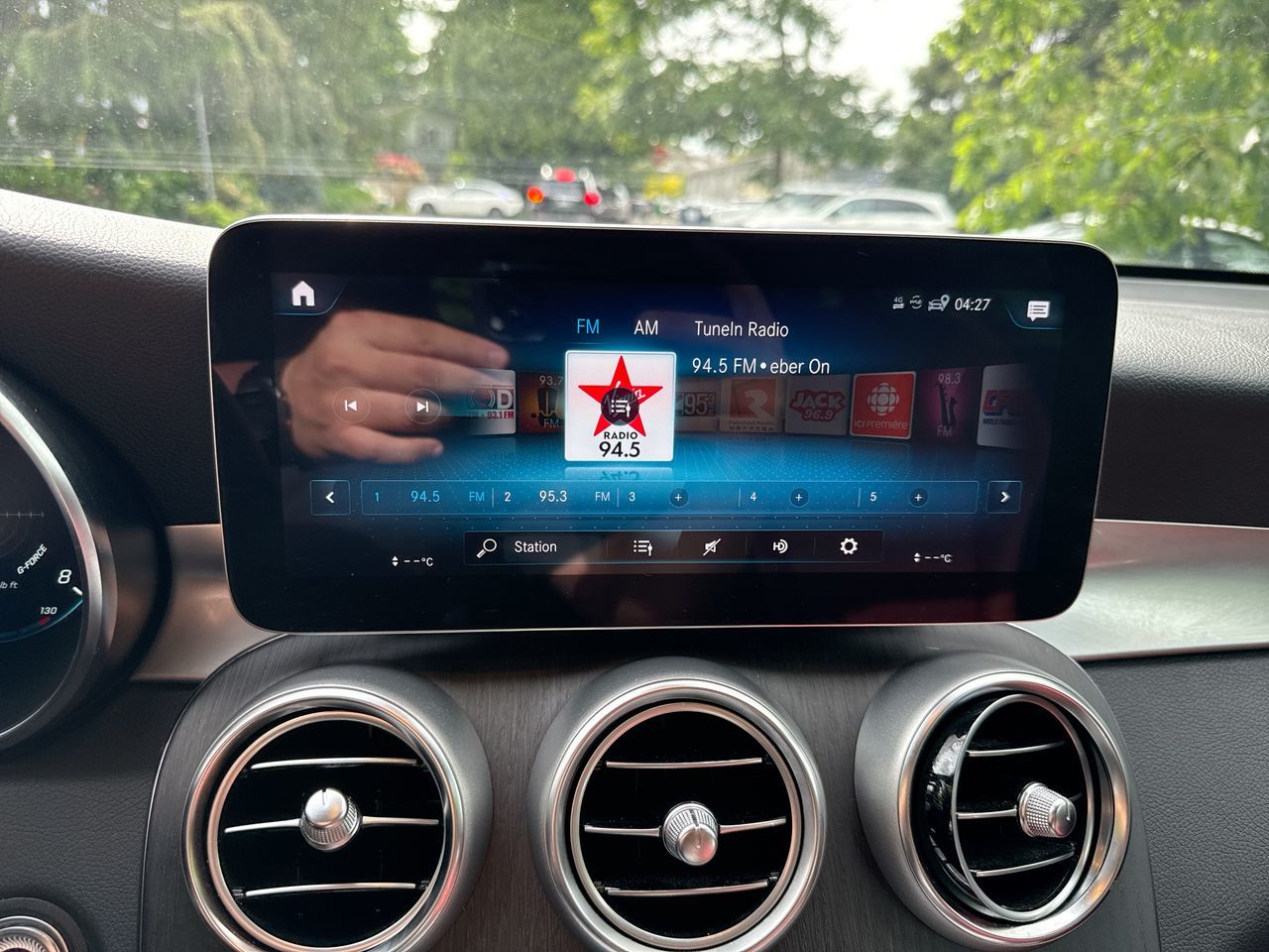 2022  GLC300
