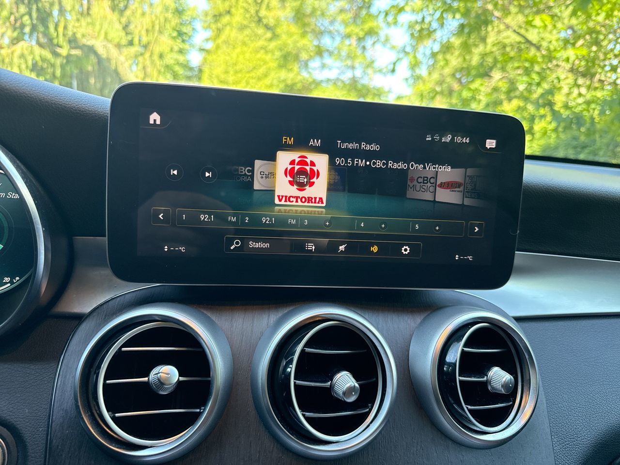 2022  GLC300