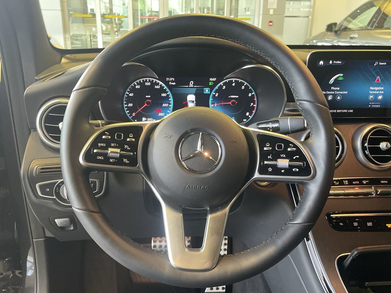 2022  GLC300