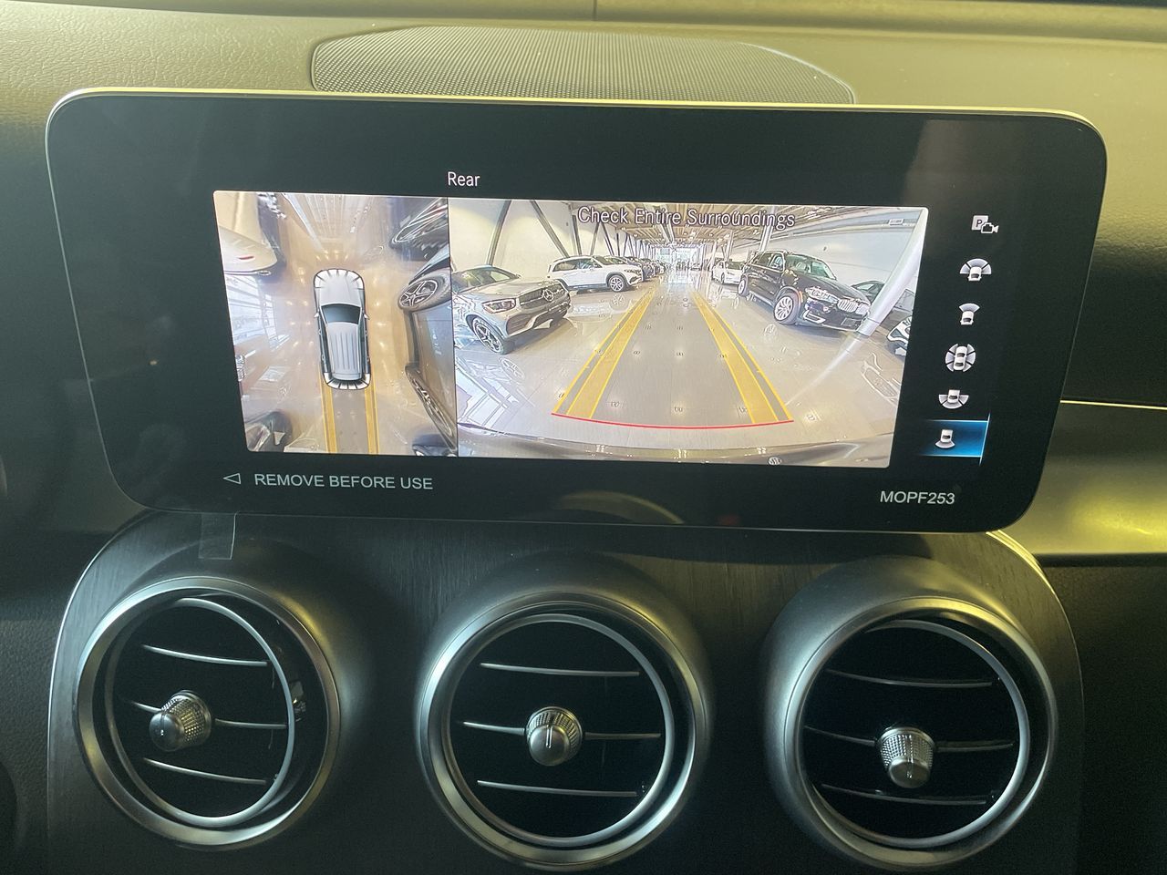 2022  GLC300