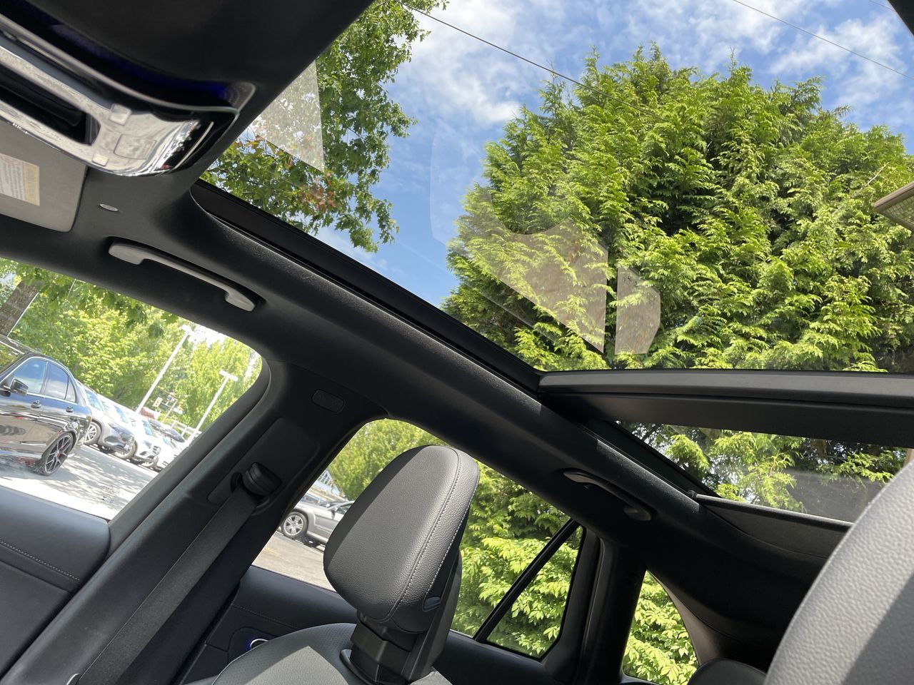 2023 Mercedes-Benz GLC300 in North Vancouver, British Columbia