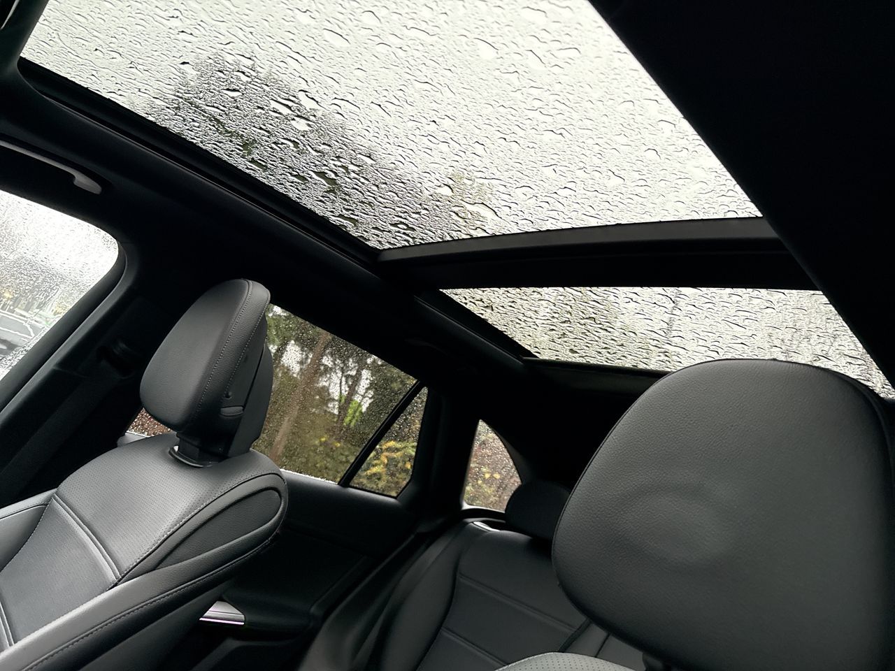 2023 Mercedes-Benz GLC300