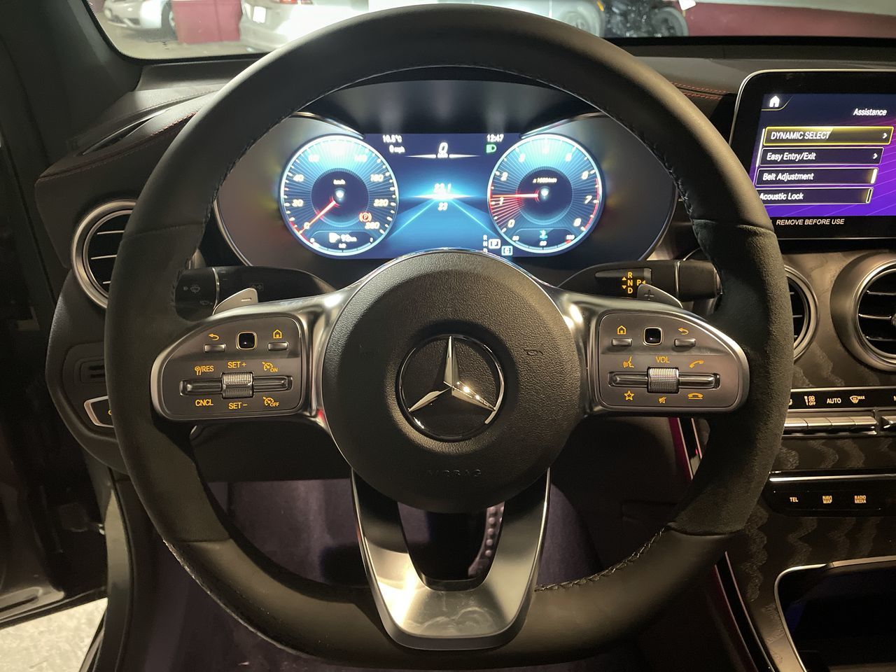 2023  GLC300