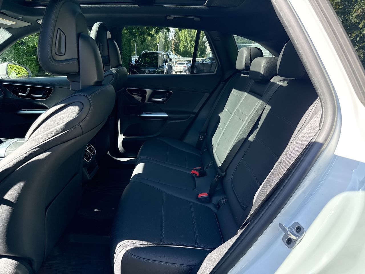 2023 Mercedes-Benz GLC300