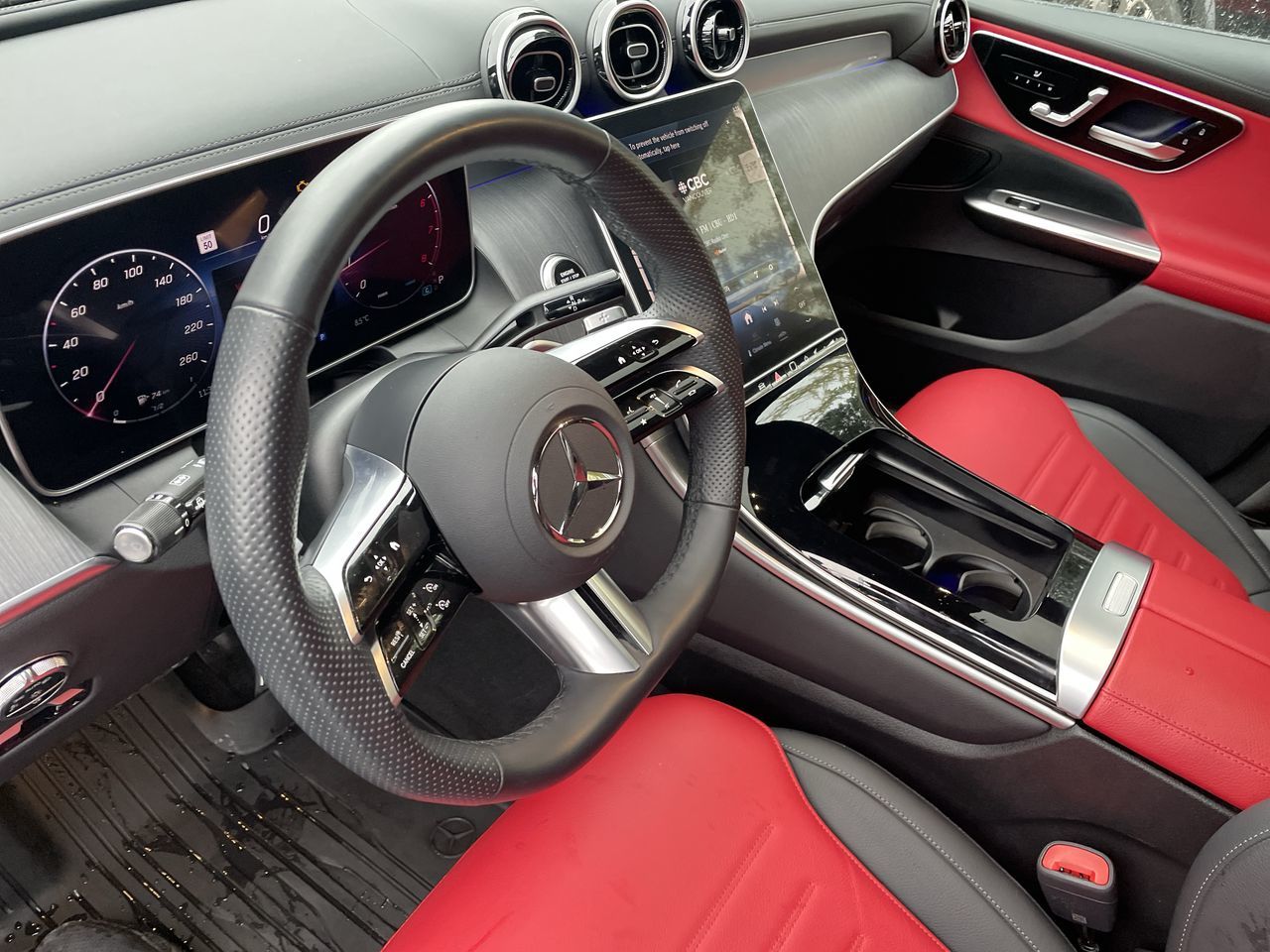 2024 Mercedes-Benz GLC300