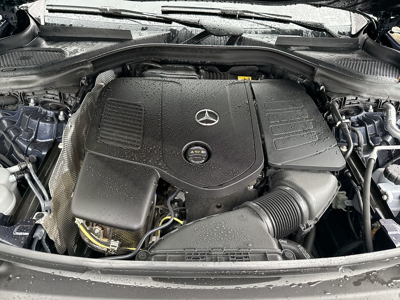 2024 Mercedes-Benz GLC300