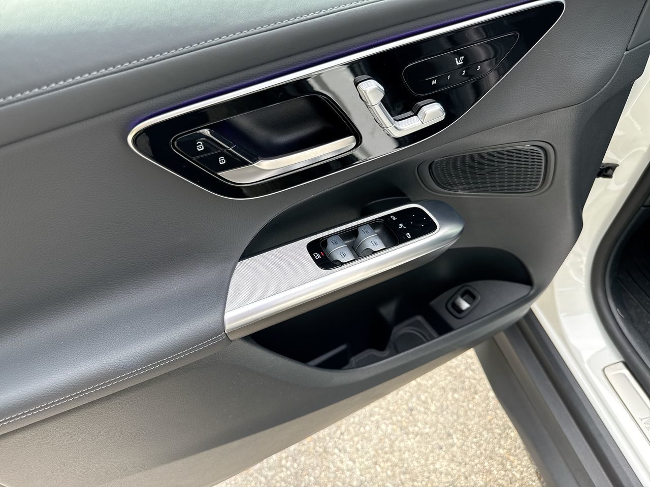 2024  GLC300
