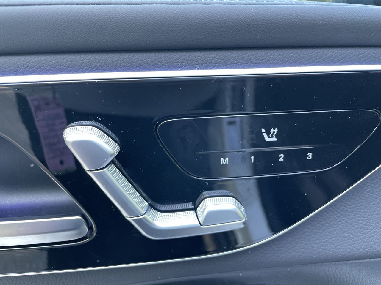 2025 Mercedes-Benz GLC300 in North Vancouver, British Columbia