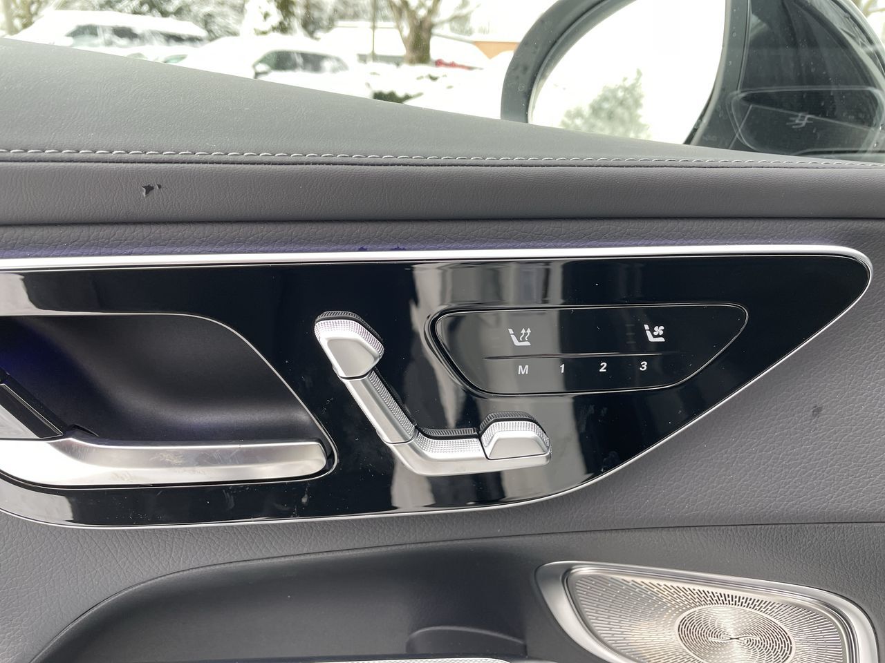 2025 Mercedes-Benz GLC300 in North Vancouver, British Columbia
