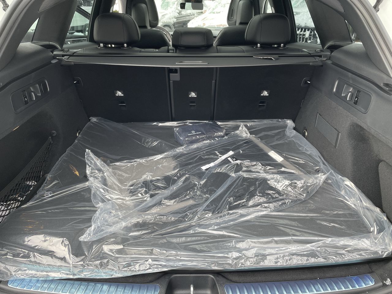2025 Mercedes-Benz GLC300 in North Vancouver, British Columbia