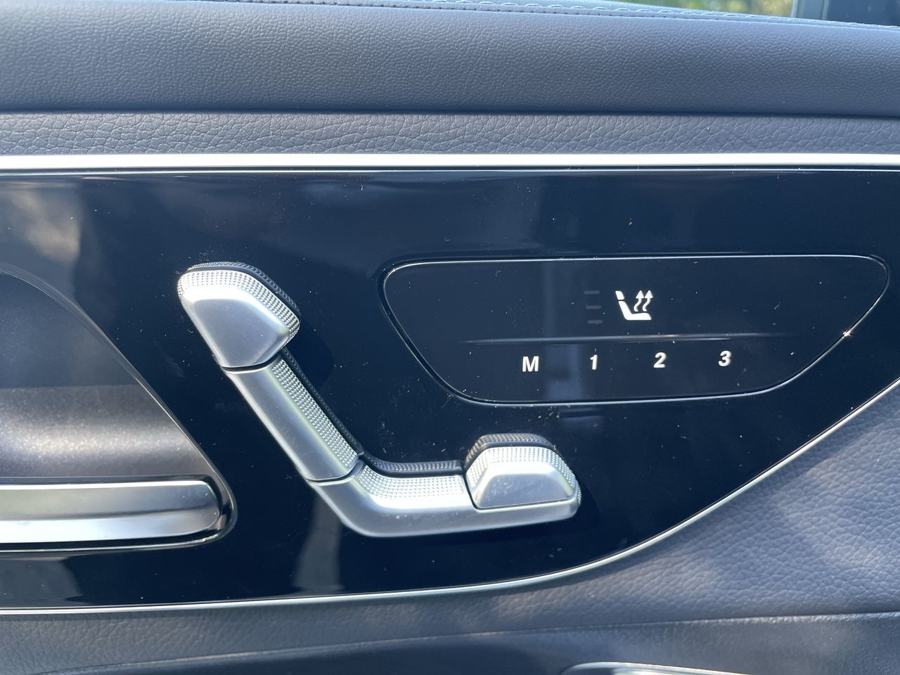 2025 Mercedes-Benz GLC300 in North Vancouver, British Columbia