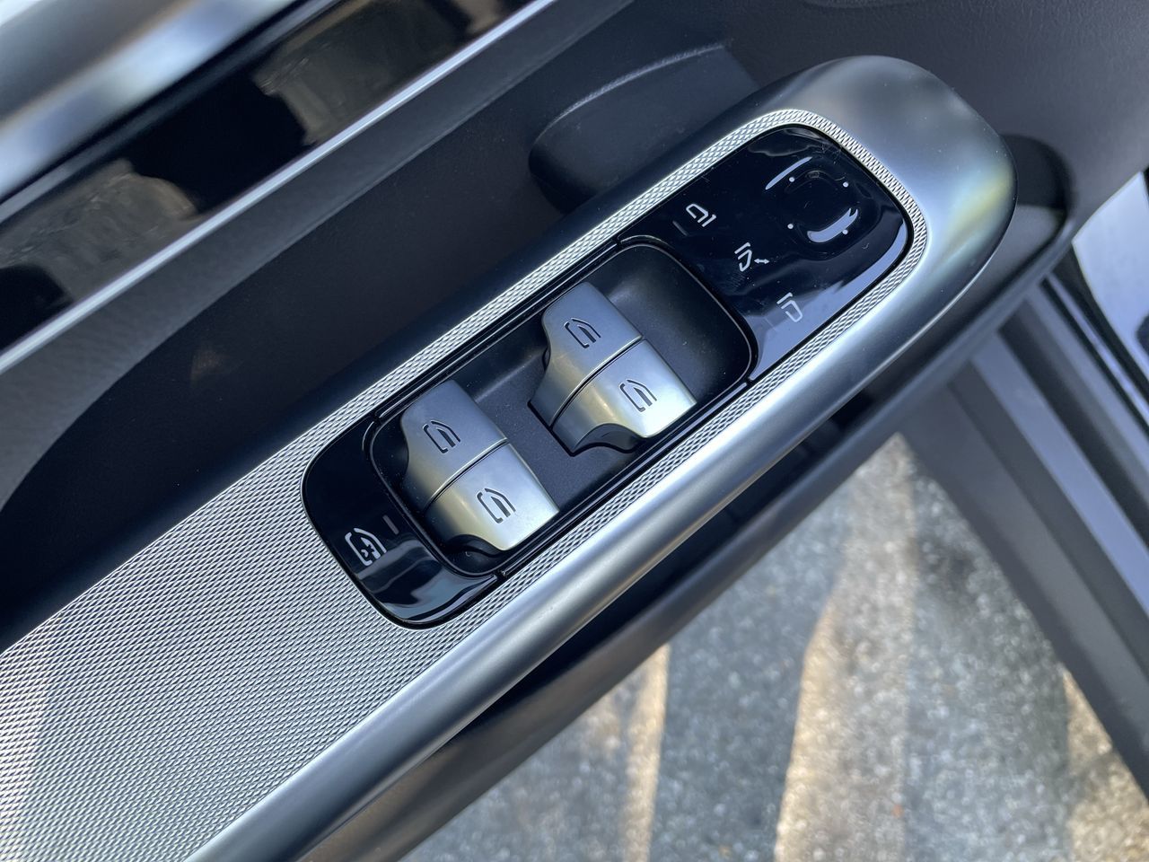 2025 Mercedes-Benz GLC300 in North Vancouver, British Columbia