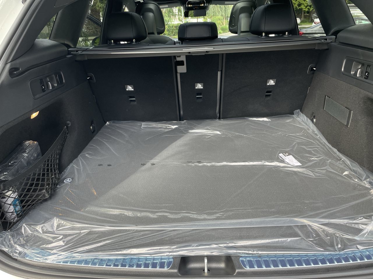2025 Mercedes-Benz GLC300 in North Vancouver, British Columbia