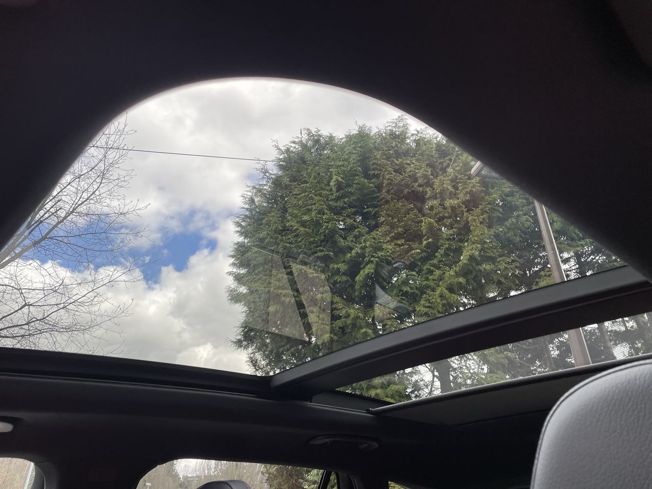 2025 Mercedes-Benz GLC300 in North Vancouver, British Columbia