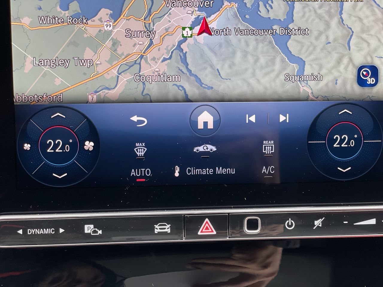 2025 Mercedes-Benz GLC300 in North Vancouver, British Columbia