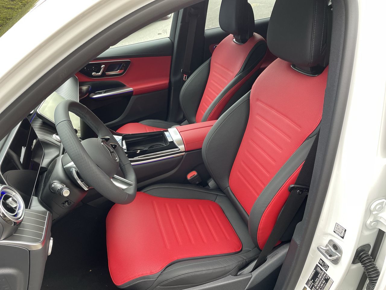 2025 Mercedes-Benz GLC300 in North Vancouver, British Columbia