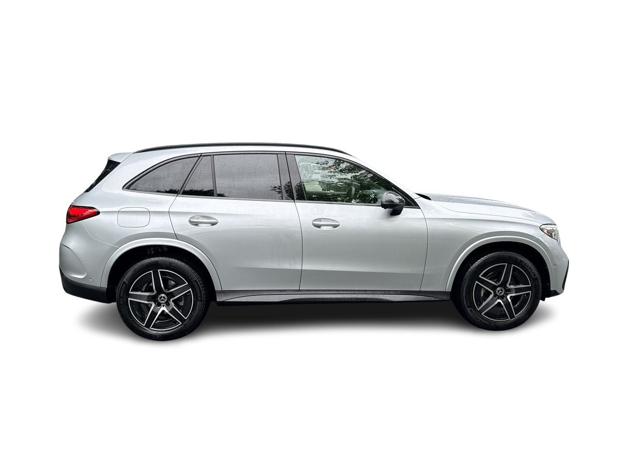 2025 Mercedes-Benz GLC300