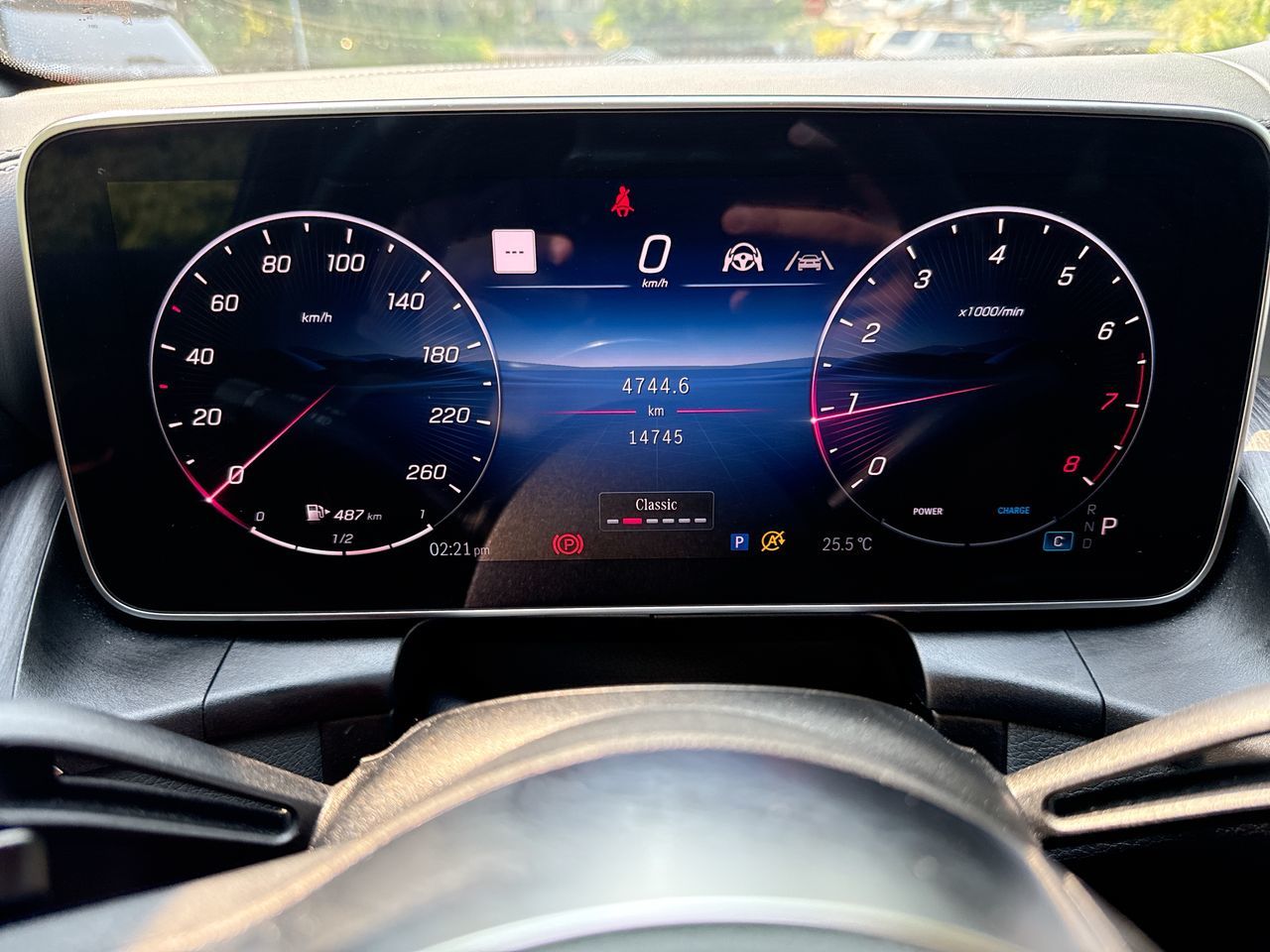 2025 Mercedes-Benz GLC300