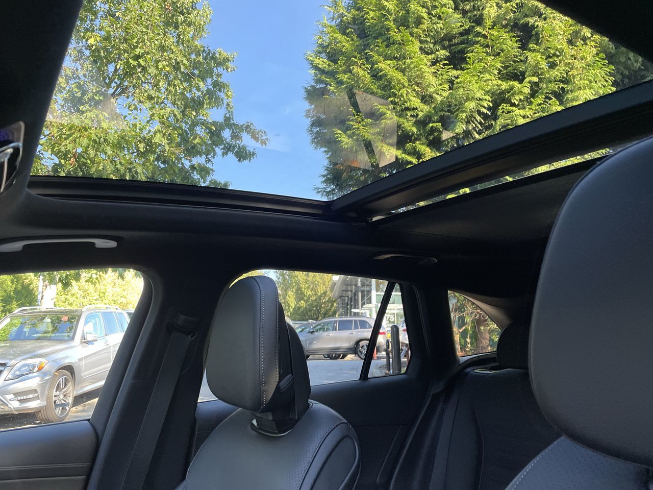 2026 Mercedes-Benz GLC