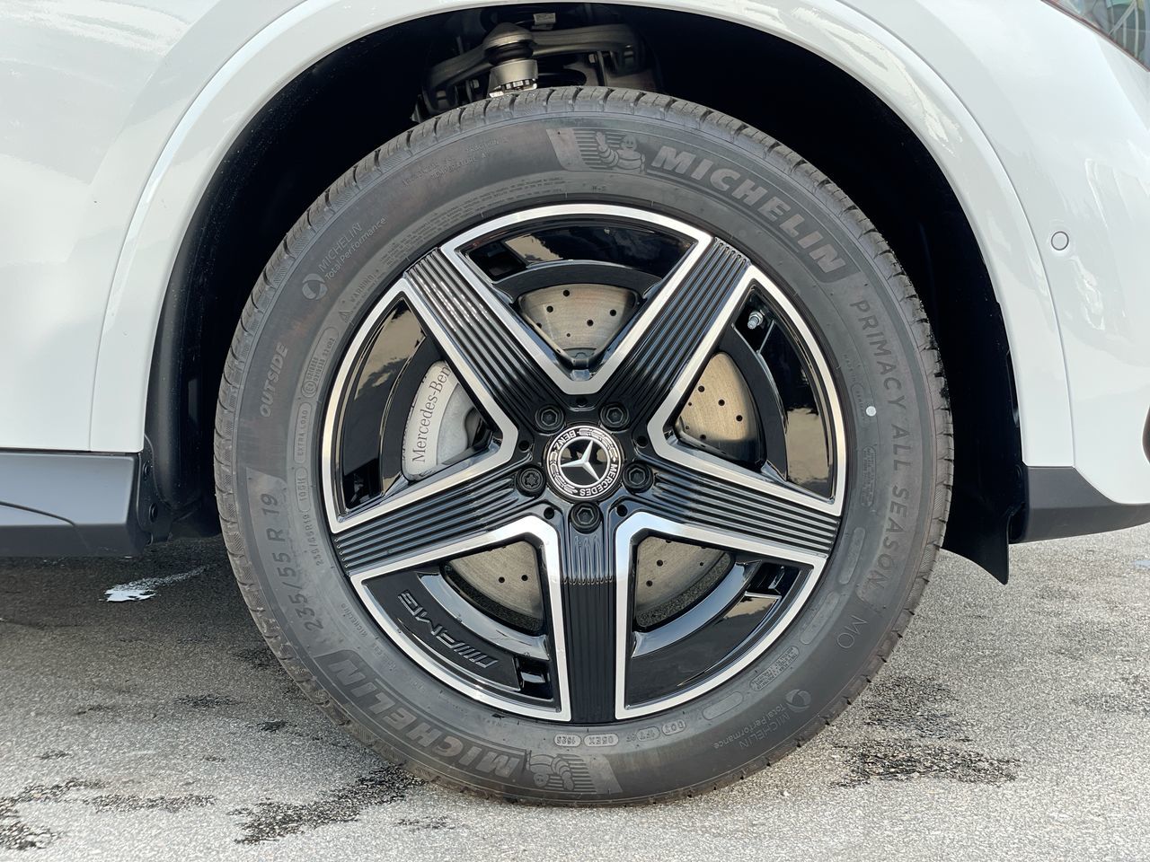 2026 Mercedes-Benz GLC