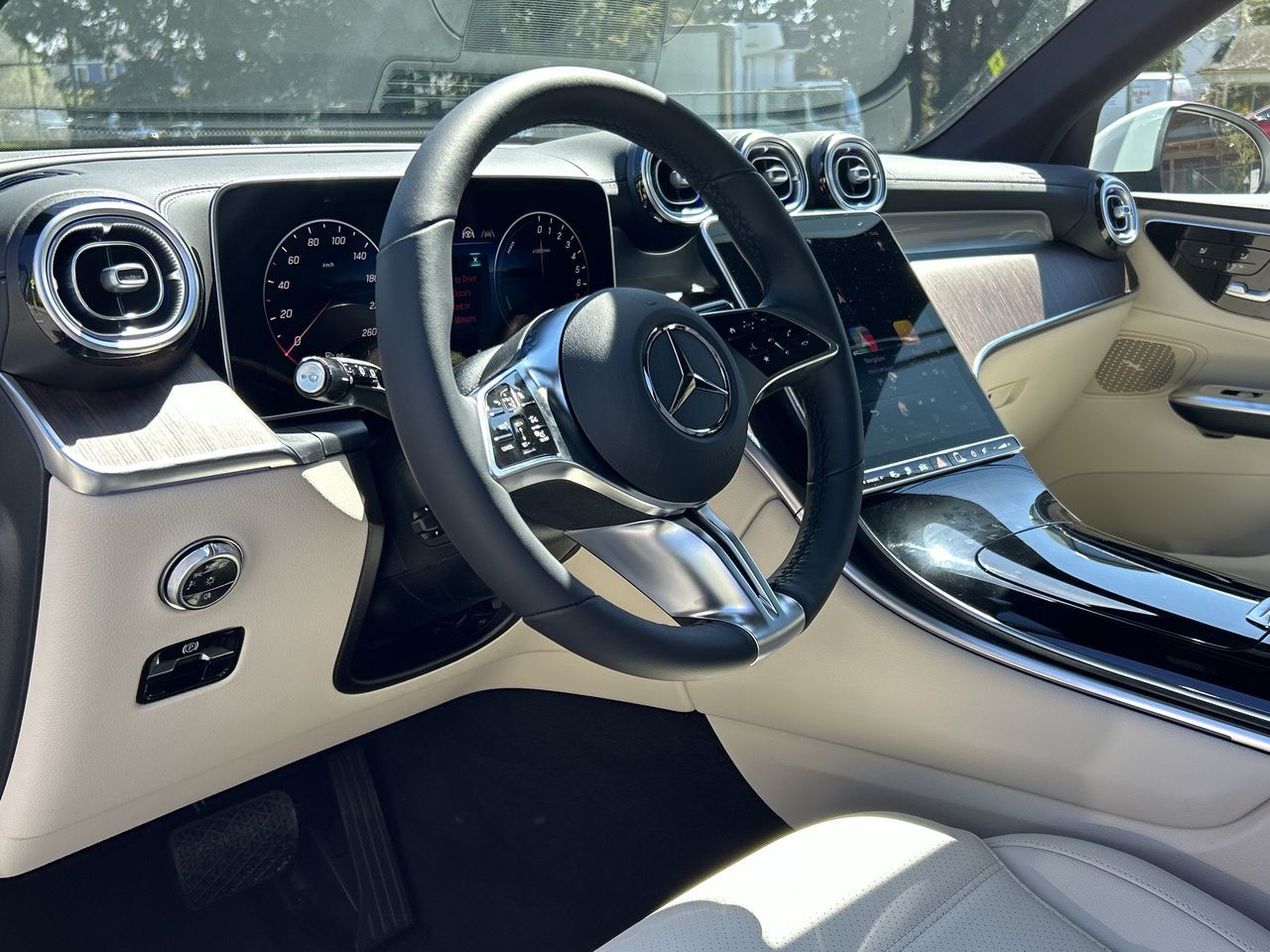 Mercedes-Benz GLC350e  2025 à North Vancouver, Colombie-Britannique