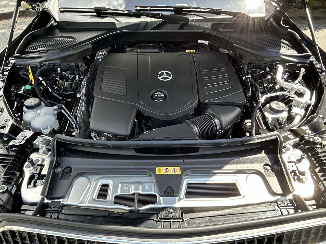 2025 Mercedes-Benz GLC Plug-in Hybrid in North Vancouver, British Columbia
