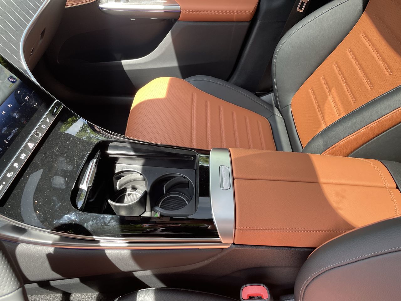 2025 Mercedes-Benz GLC Plug-in Hybrid in North Vancouver, British Columbia