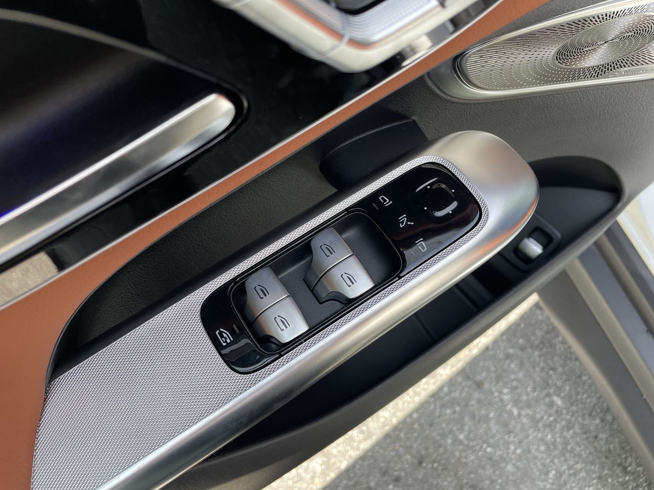 2025 Mercedes-Benz GLC Plug-in Hybrid in North Vancouver, British Columbia