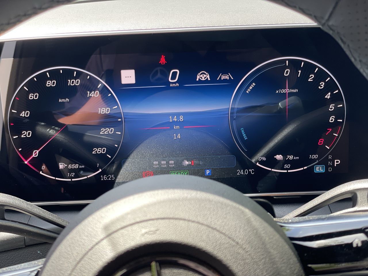 2025 Mercedes-Benz GLC Plug-in Hybrid in North Vancouver, British Columbia
