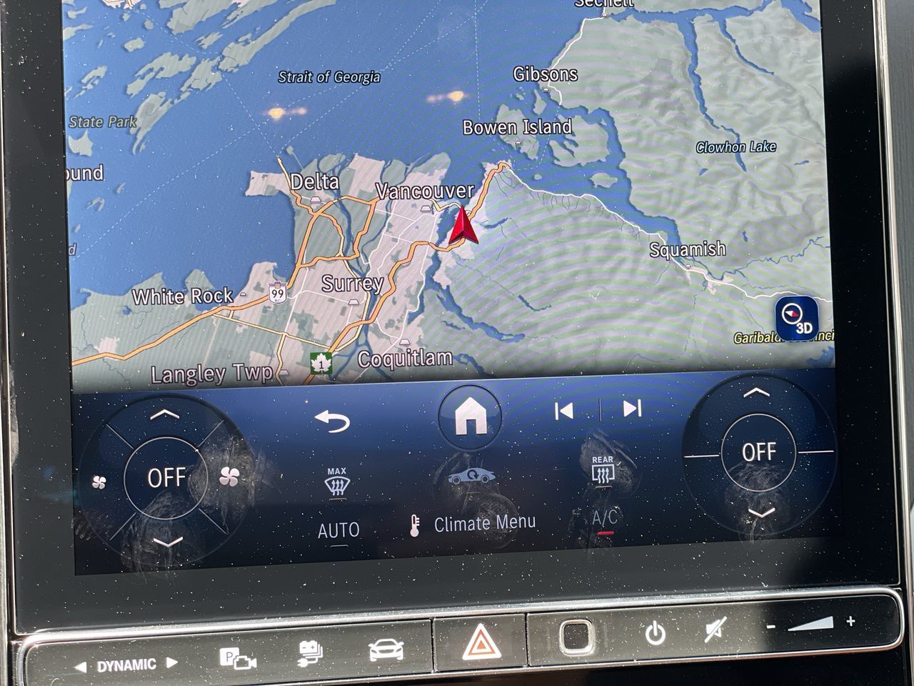 2025 Mercedes-Benz GLC Plug-in Hybrid in North Vancouver, British Columbia