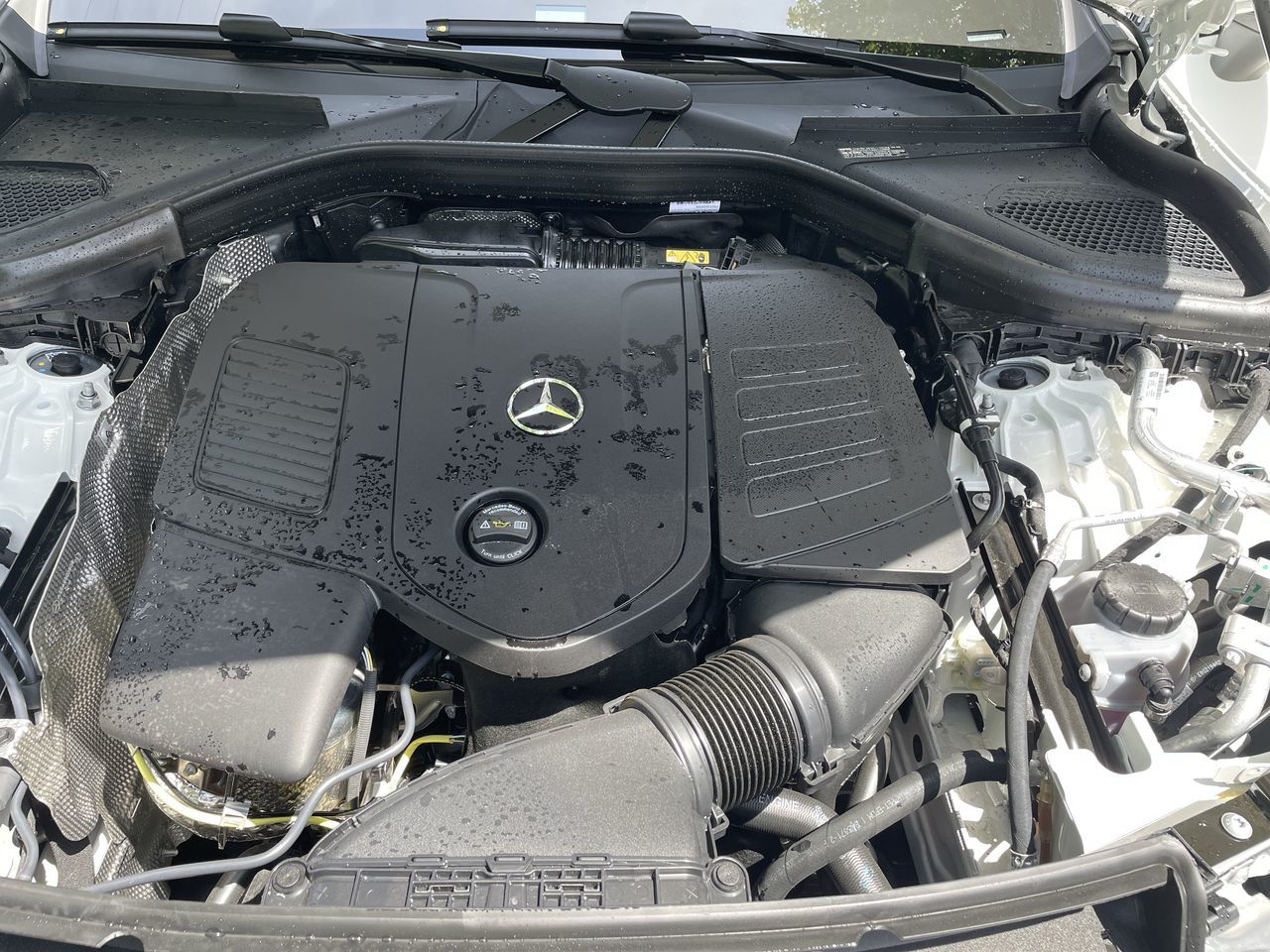 2025 Mercedes-Benz GLC Plug-in Hybrid in North Vancouver, British Columbia