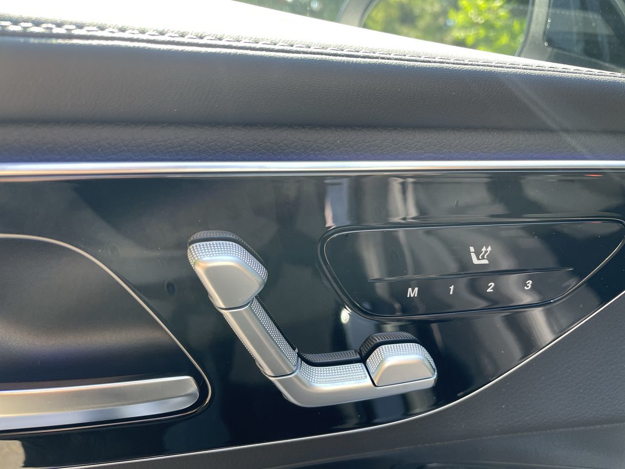 2025 Mercedes-Benz GLC Plug-in Hybrid in North Vancouver, British Columbia