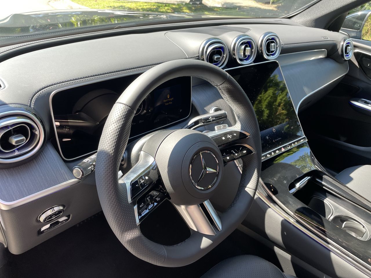 2025 Mercedes-Benz GLC Plug-in Hybrid in North Vancouver, British Columbia