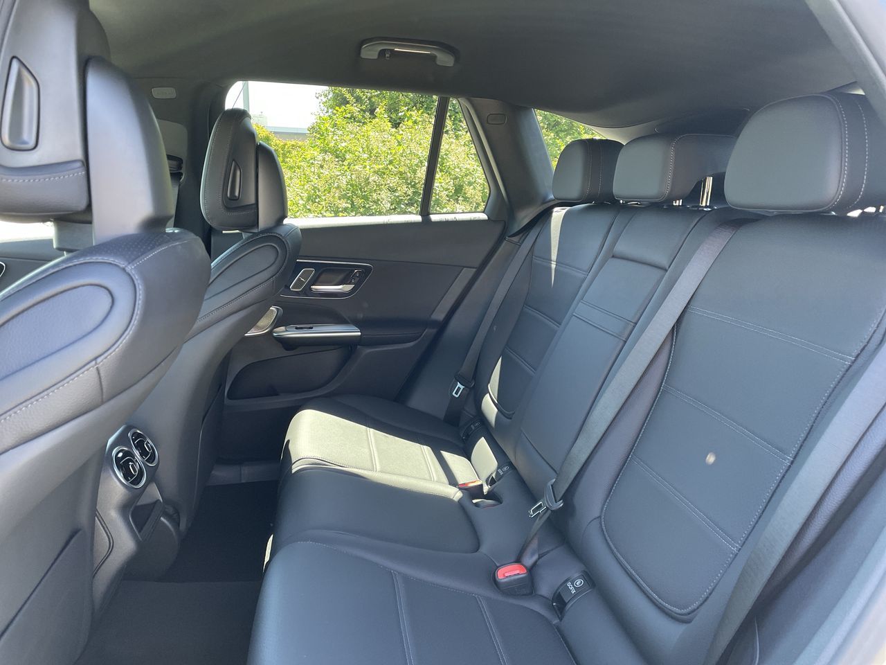 2026 Mercedes-Benz GLC