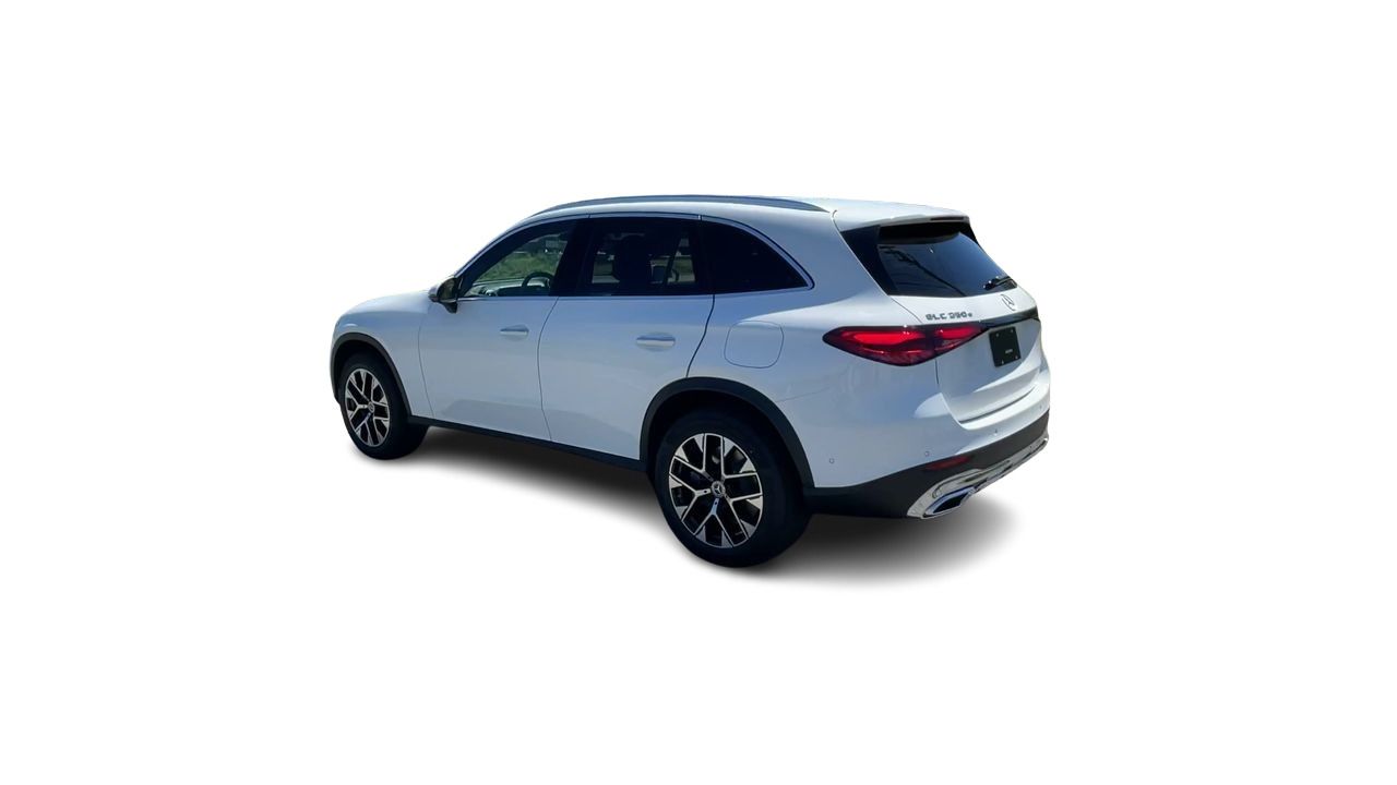 2026 Mercedes-Benz GLC
