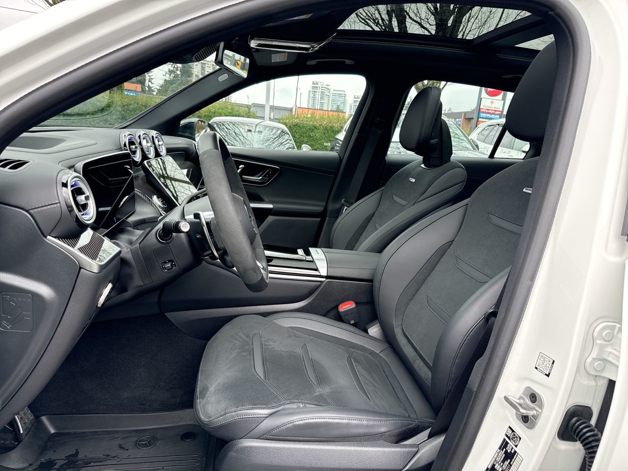 2025 Mercedes-Benz GLC63 AMG