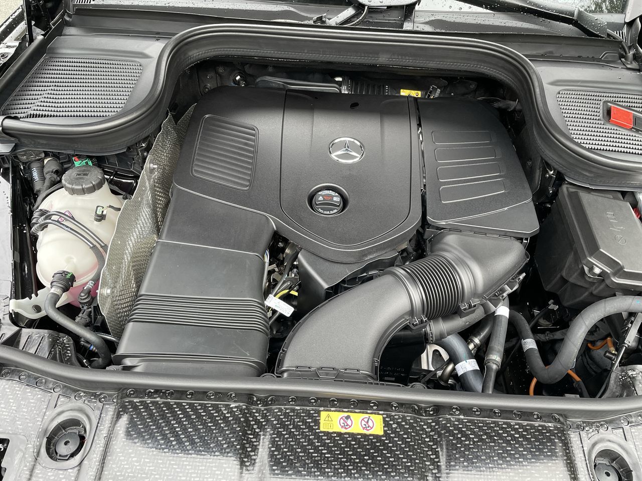 2025 Mercedes-Benz GLE Plug-in-Hybrid in North Vancouver, British Columbia