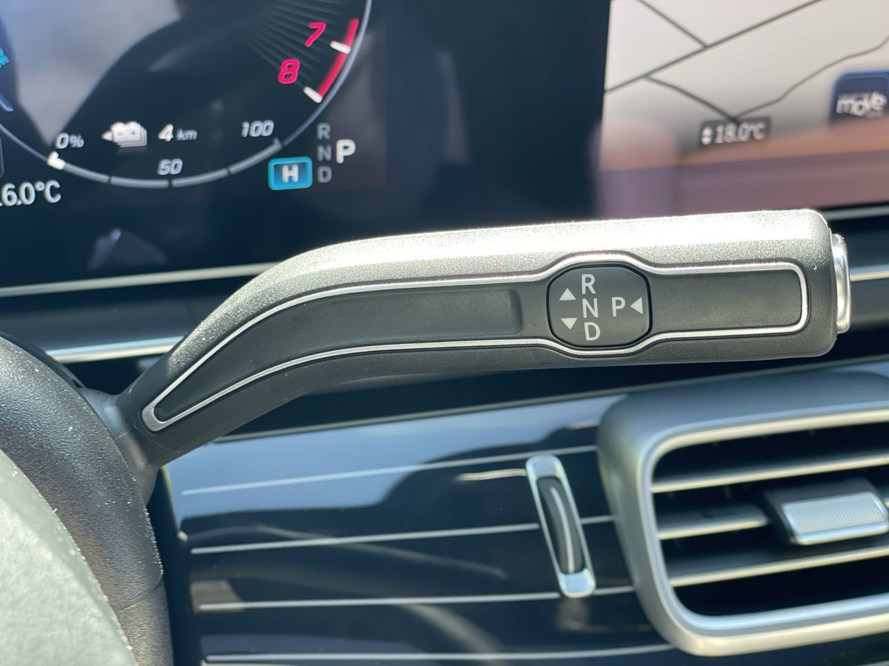 2025 Mercedes-Benz GLE Plug-in-Hybrid in North Vancouver, British Columbia