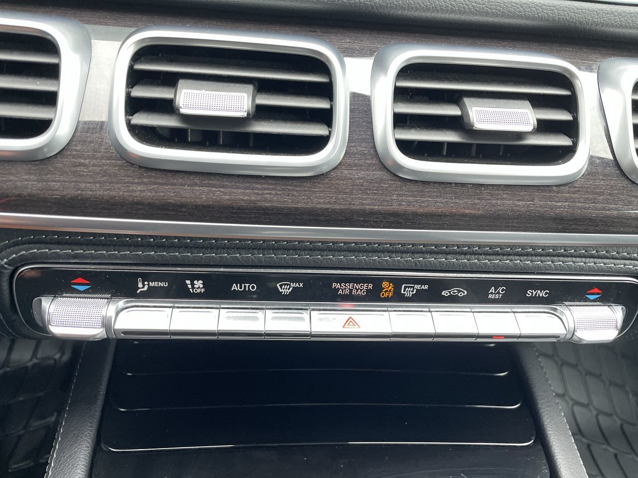 2021 Mercedes-Benz GLE350 in North Vancouver, British Columbia