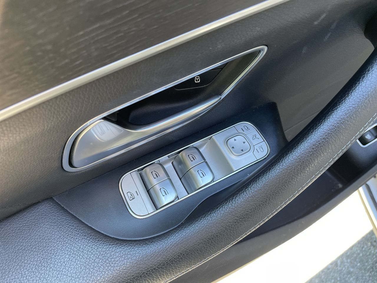 2021 Mercedes-Benz GLE350 in North Vancouver, British Columbia