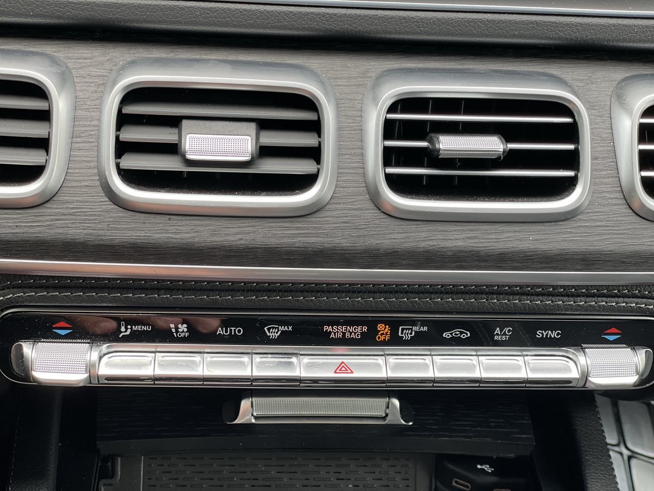 2024 Mercedes-Benz GLE350 in North Vancouver, British Columbia