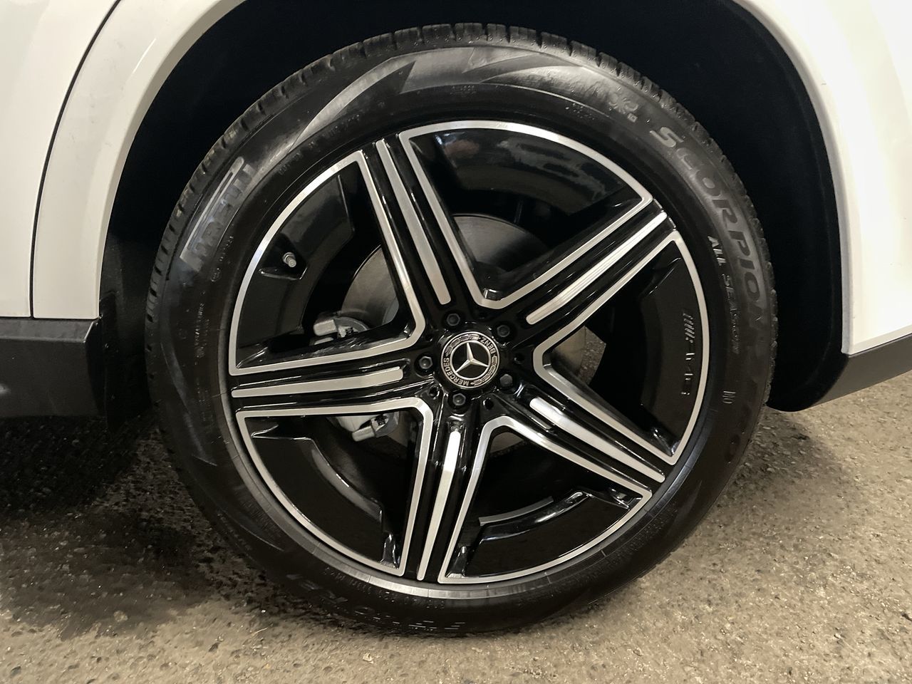 2025 Mercedes-Benz GLE350 in North Vancouver, British Columbia