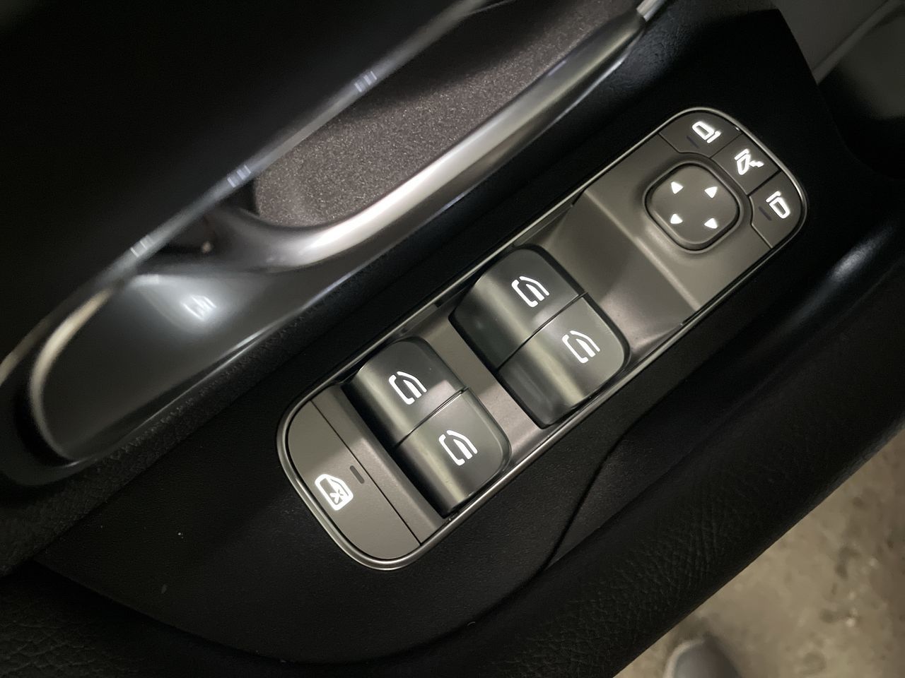 2025 Mercedes-Benz GLE350 in North Vancouver, British Columbia